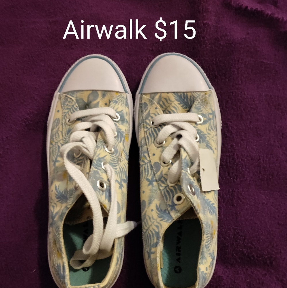 Airwalks shoes